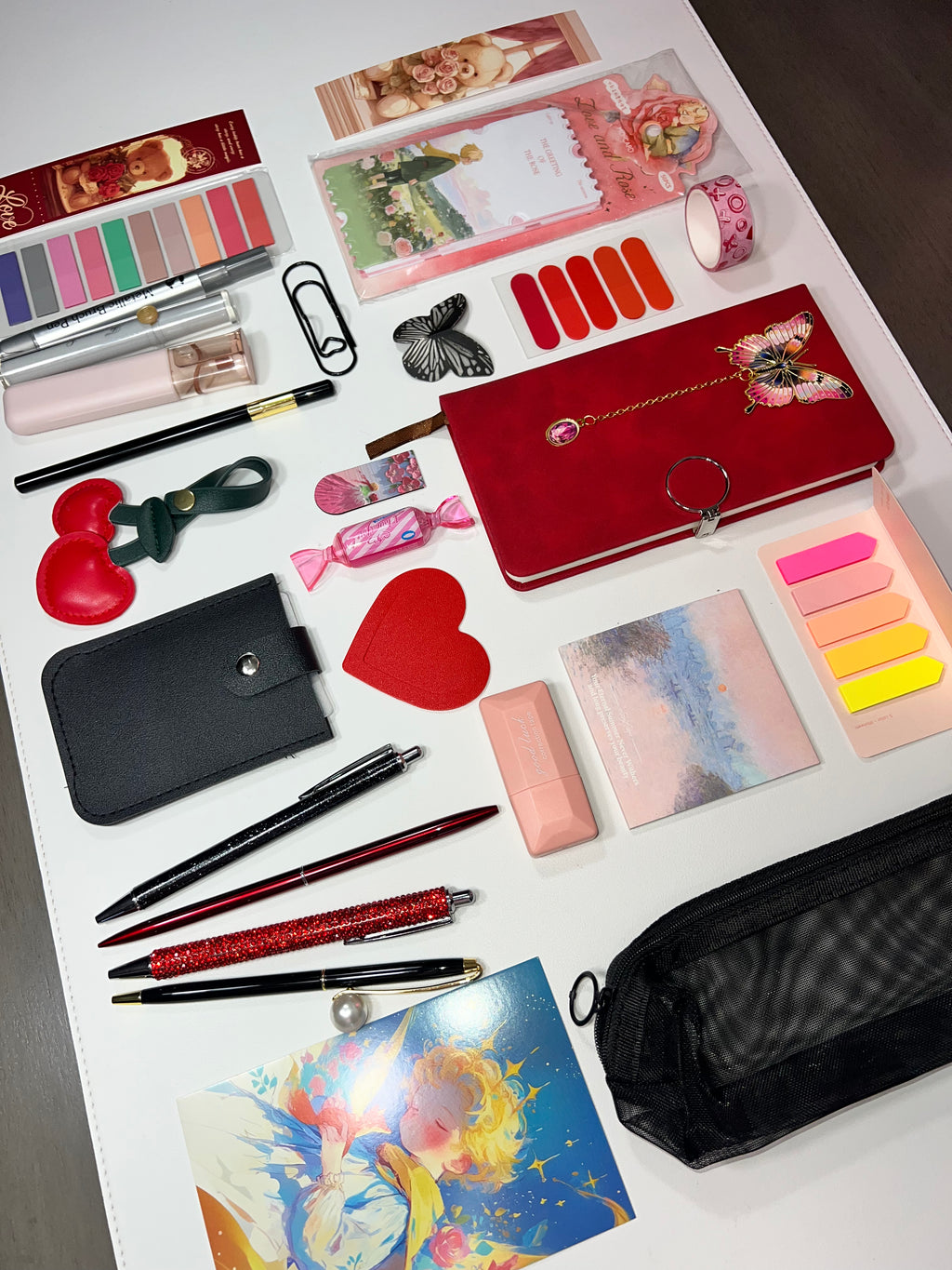 Weekly Edition – Red & Black