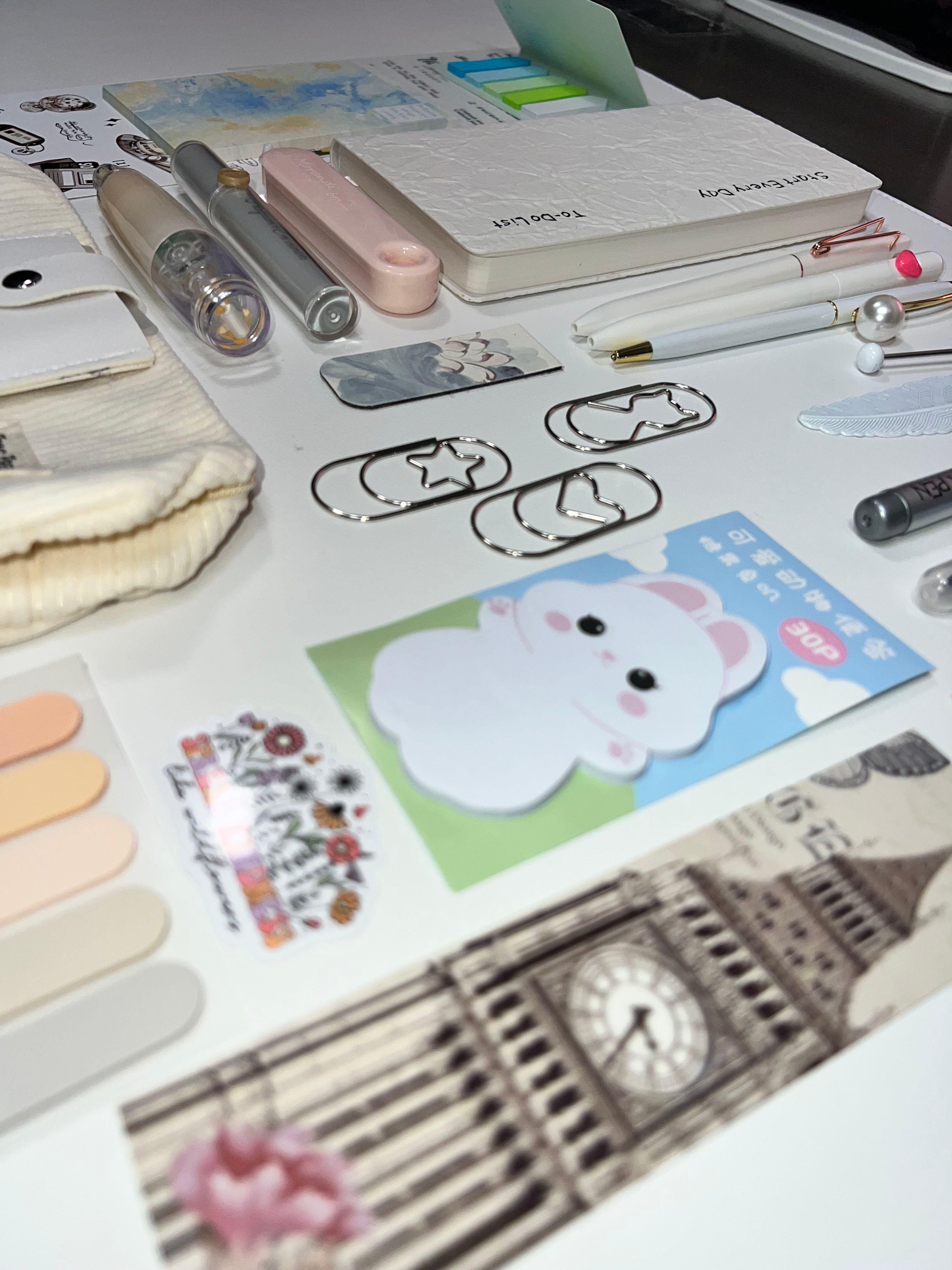 Soft White — Aesthetic Stationery Bundle