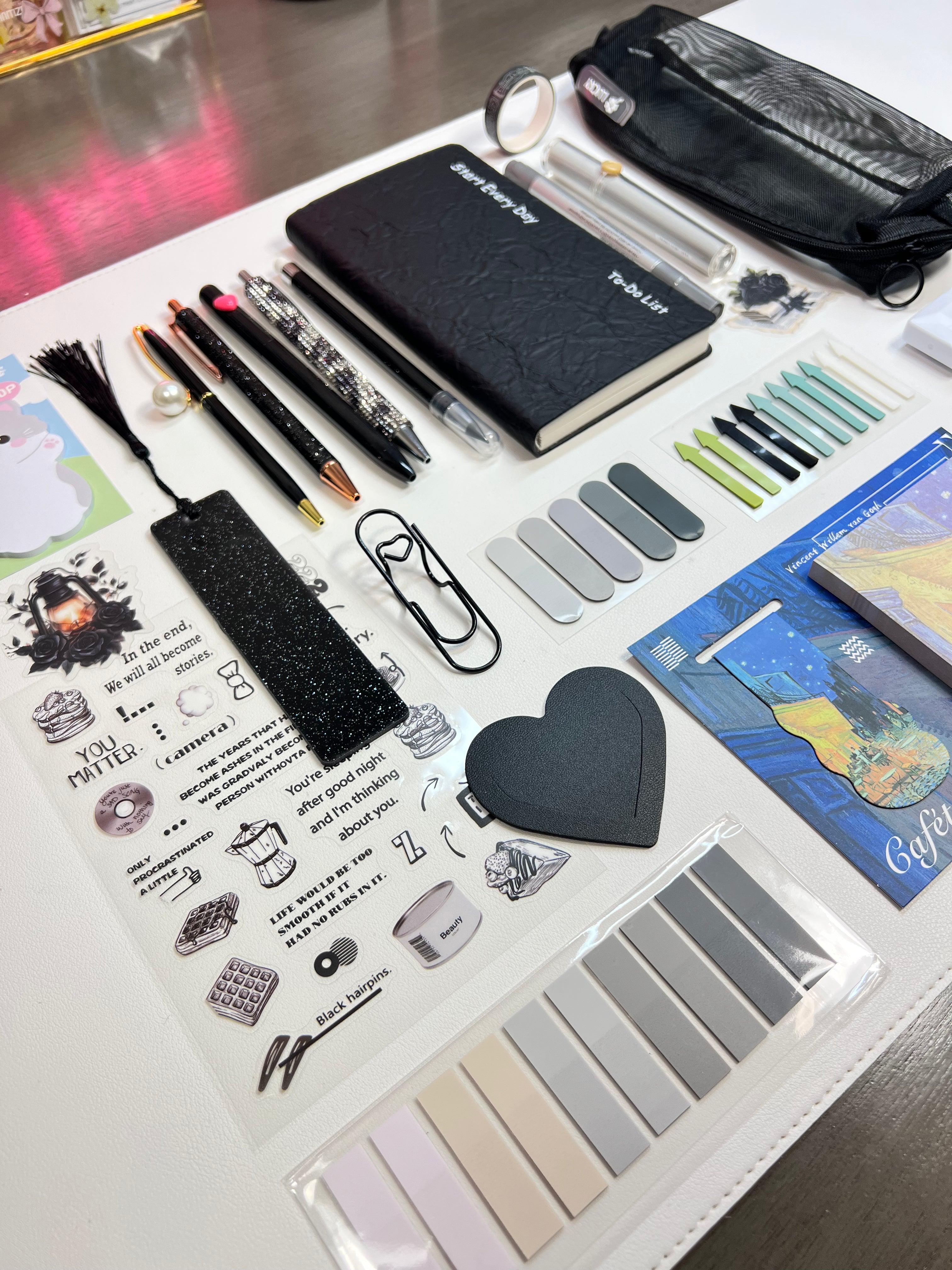 Midnight Black — Aesthetic Stationery Bundle